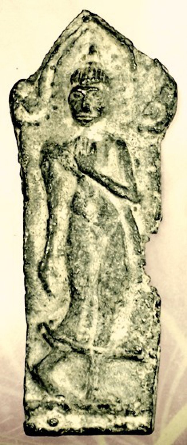 พระลีลาหงอนไก่ ชินเงิน หลังลายผ้า กรุเขาพนมเพลิง สุโขทัย พระลีลาหงอนไก่ ชินเงิน หลังลายผ้า กรุเขาพนมเพลิง สุโขทัย